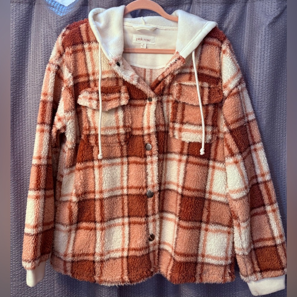 Pink Rose Plaid Teddy Jacket in Cream and Pink